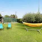 Casa - *