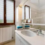 Apartamento Casa - *
