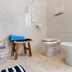 Casa - Dongo