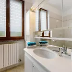 Apartamento Casa - *